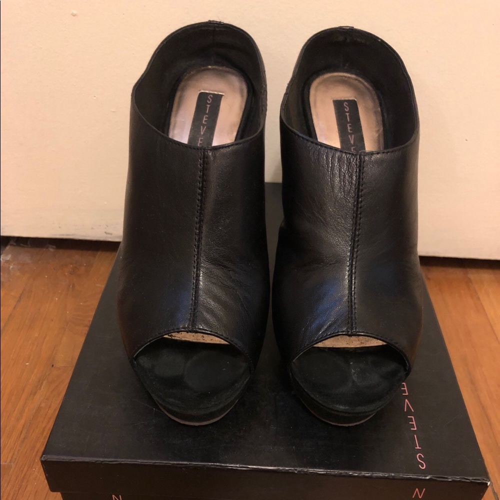 Steve Madden wedge